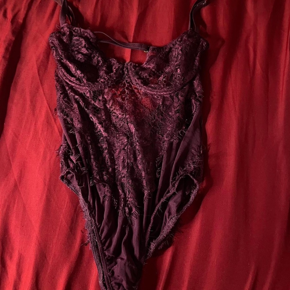 LINGERIE FROM DEEVA